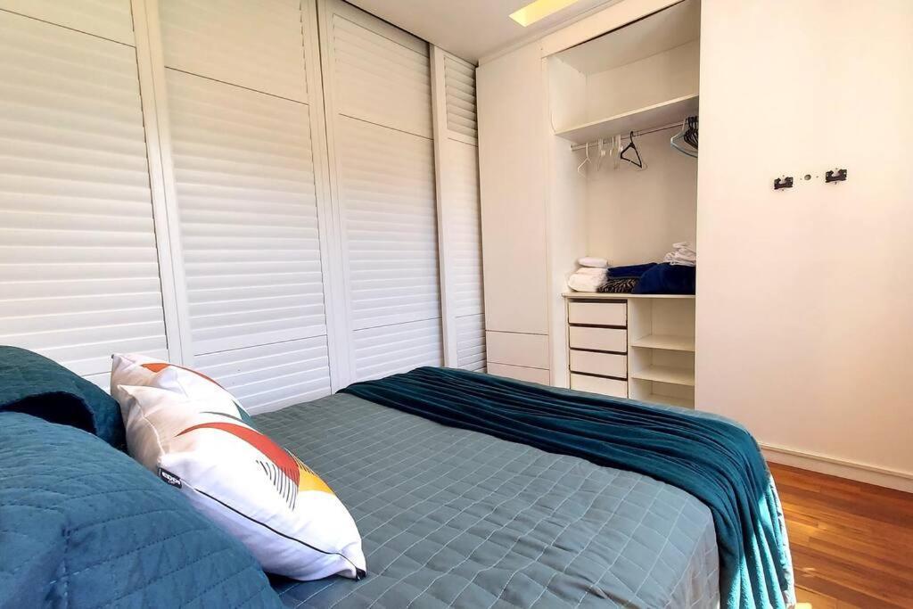 Apto Copacabana A 8 Min Da A 2 Min Do Metro Apartamento